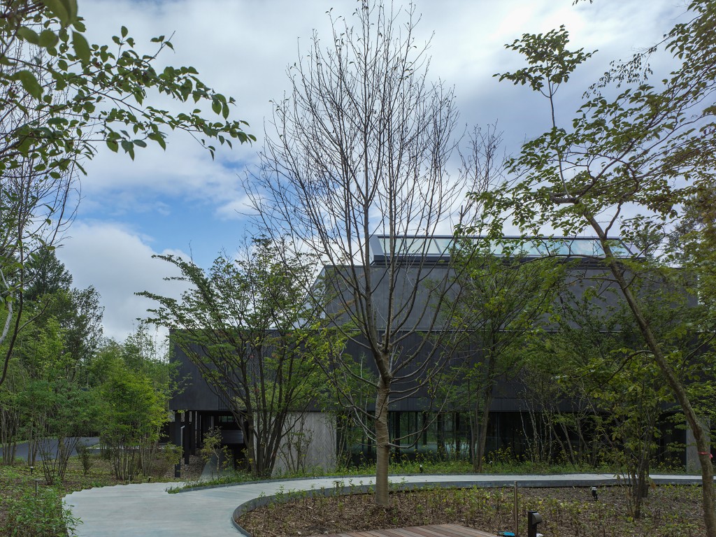 Goddess of the Forest Central Garden / Works写真0