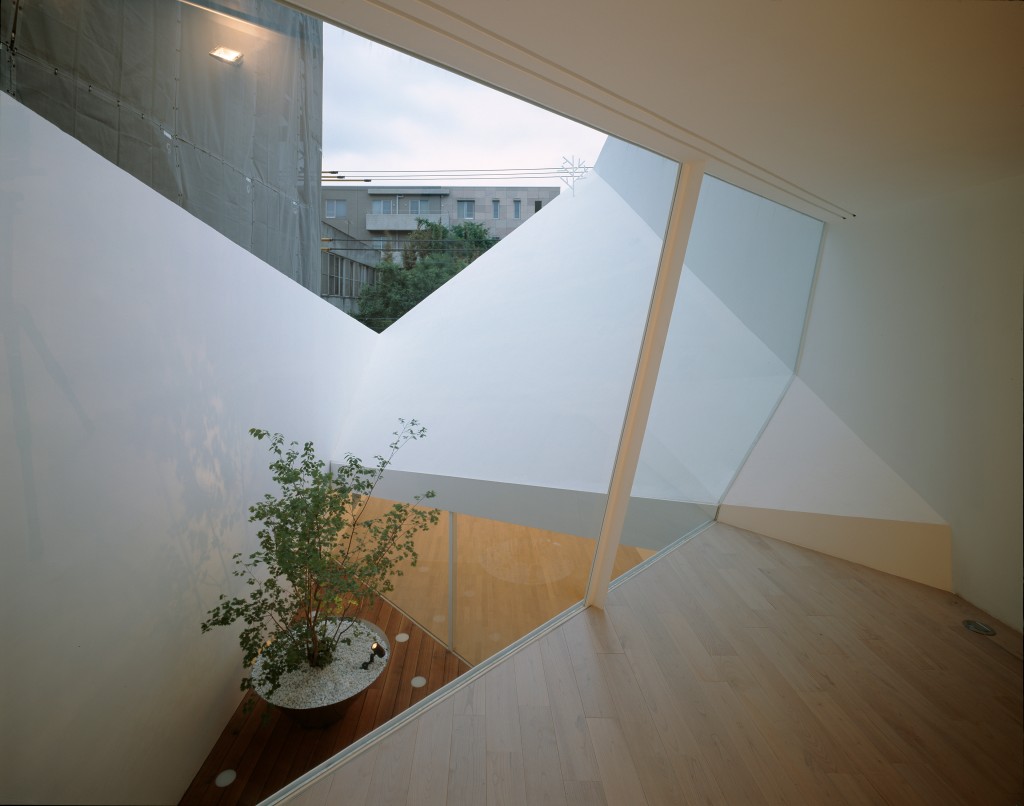 a hill on a house / Works写真5