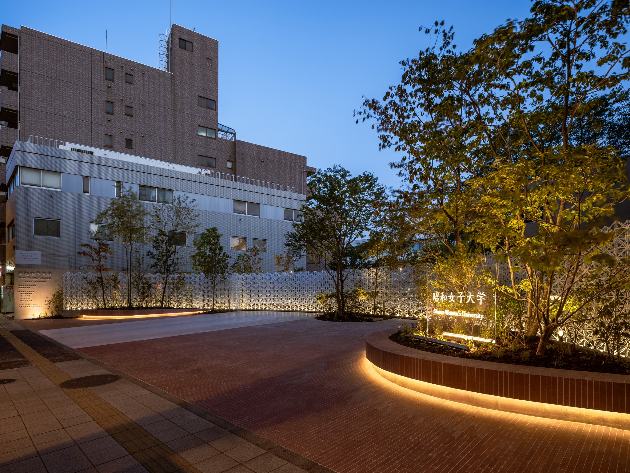 昭和女子大学正門改修 / Works 永山祐子建築設計