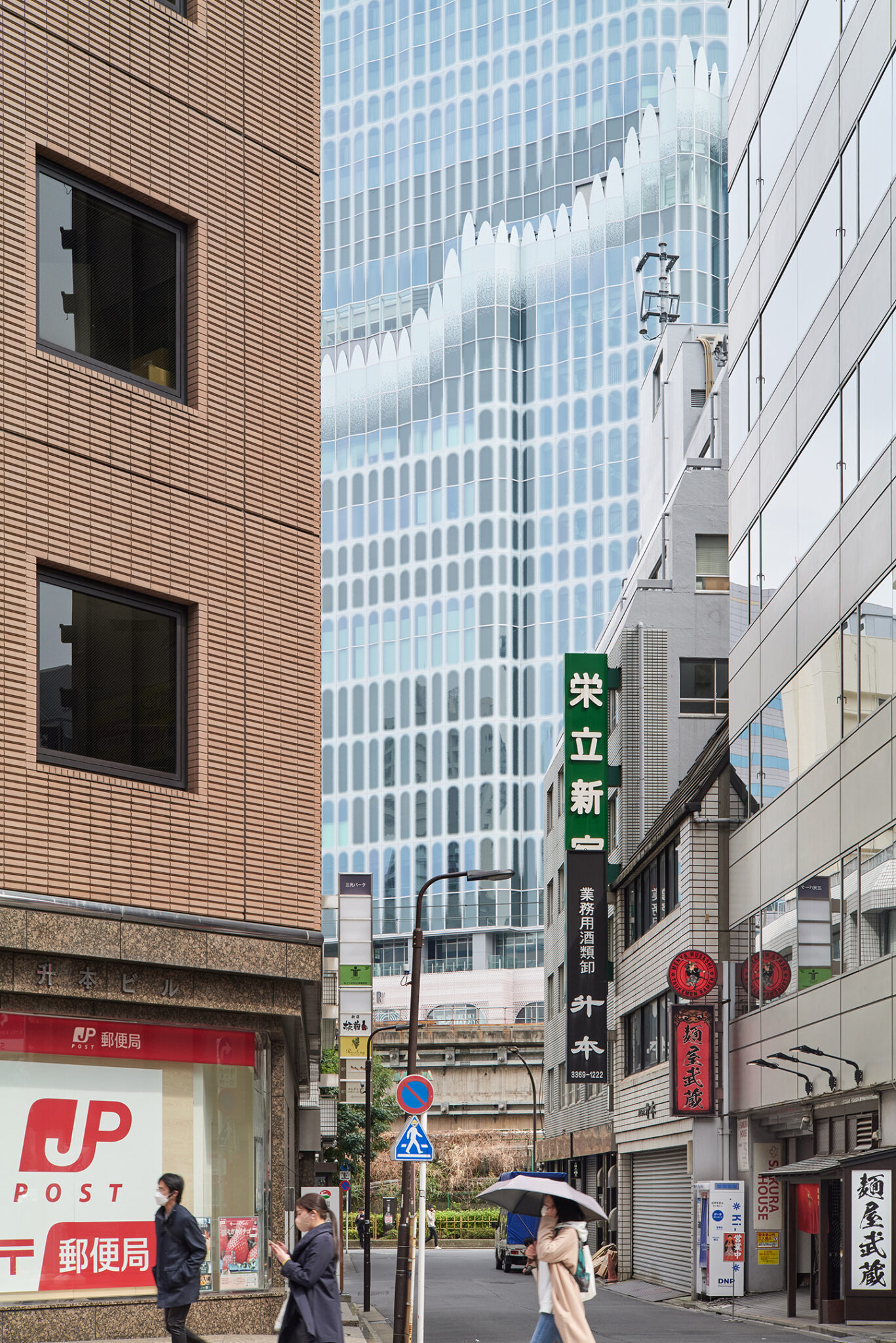東急歌舞伎町タワー / Works | 永山祐子建築設計
