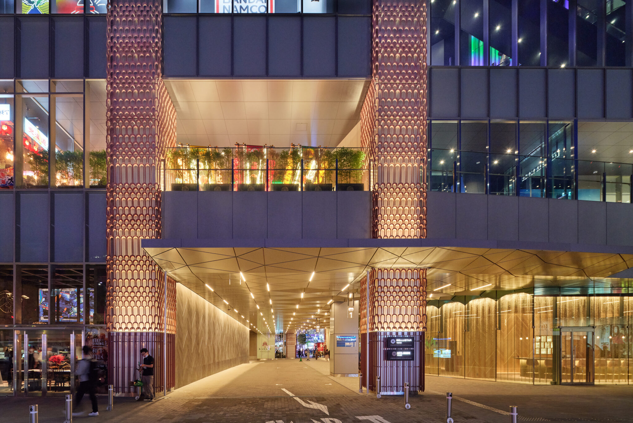 東急歌舞伎町タワー / Works | 永山祐子建築設計