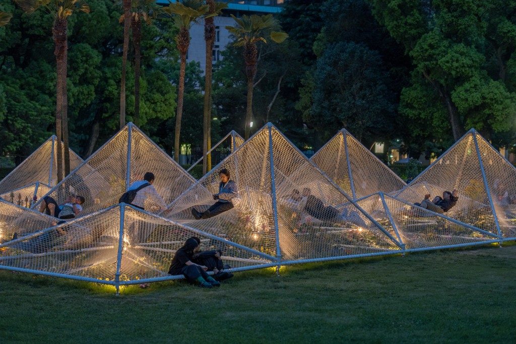 Flower Hammock | Playground Becomes Dark Slowly / Works写真8