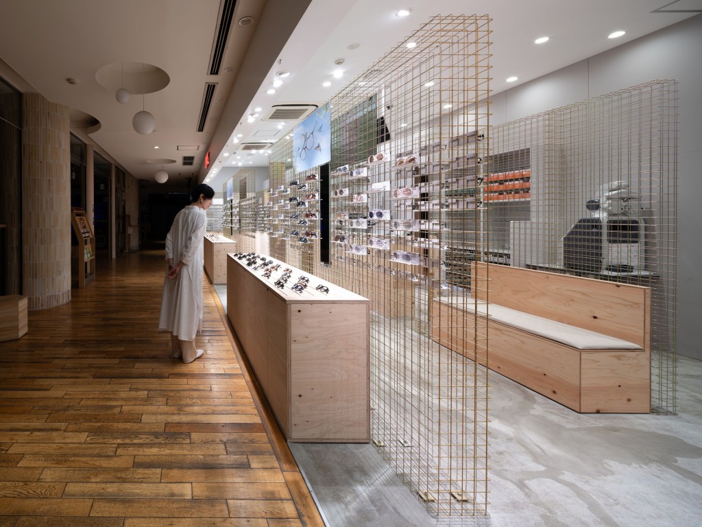  JINS アトレ四谷店 / Works写真5